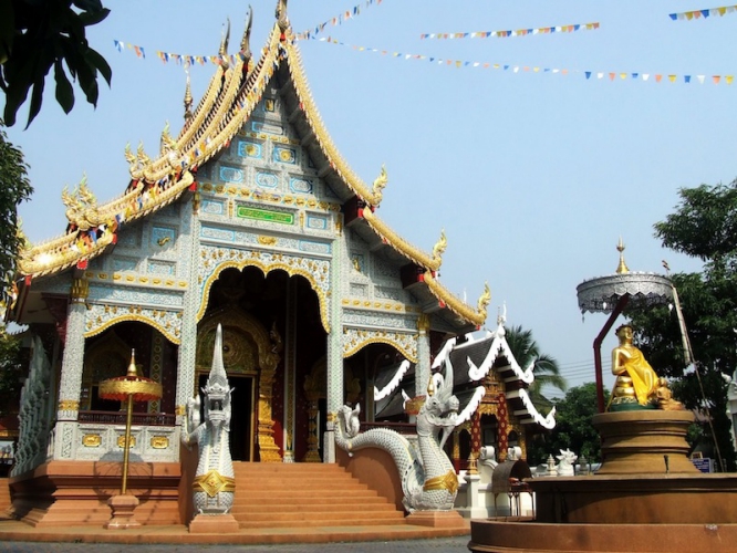 cycling in Thailand_chiangmai_temple