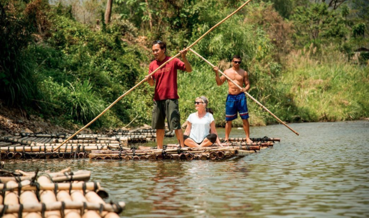 things to do, things to do in chiang mai, chiang mai, rafting, bamboo raft, lisu lodge