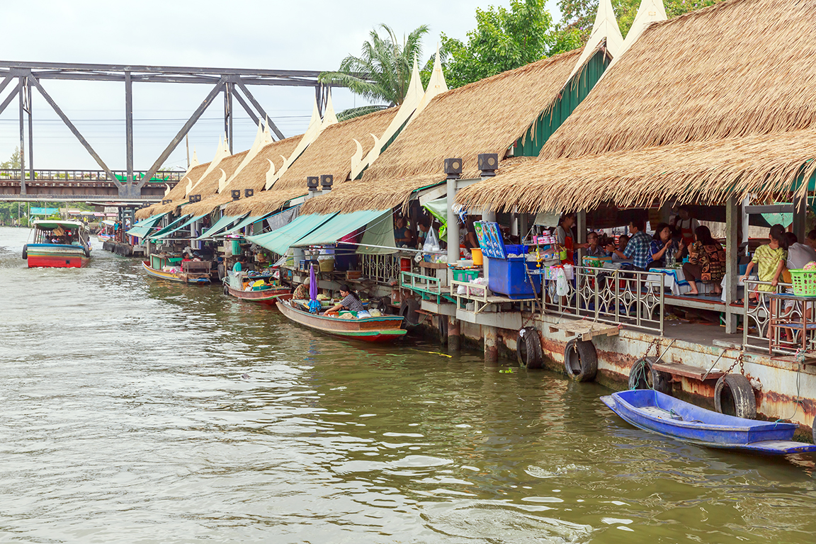 floating markets in bangkok, bangkok, talingchan, floating market