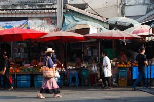 Meet the Local Expert Khun Aoy Local Market