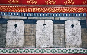 Where to go in Bangkok: Anatomical mural in Wat Pho