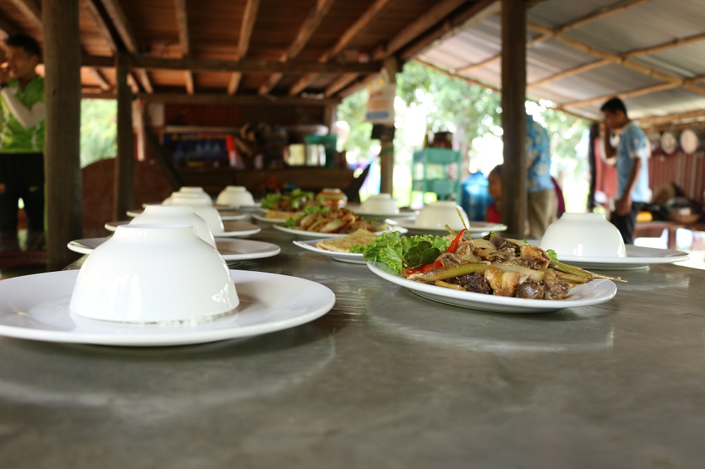 Siem Reap local food, Eat with locals, Local dishes Siem Reap, Cambodia 