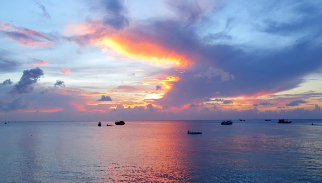 Koh Tao, Sunset, Boats, Sea, Where to go, Thailand in August 