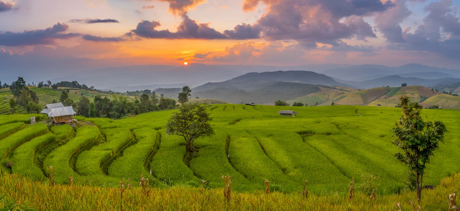 7 reasons traveling during wet season in Thailand is the best