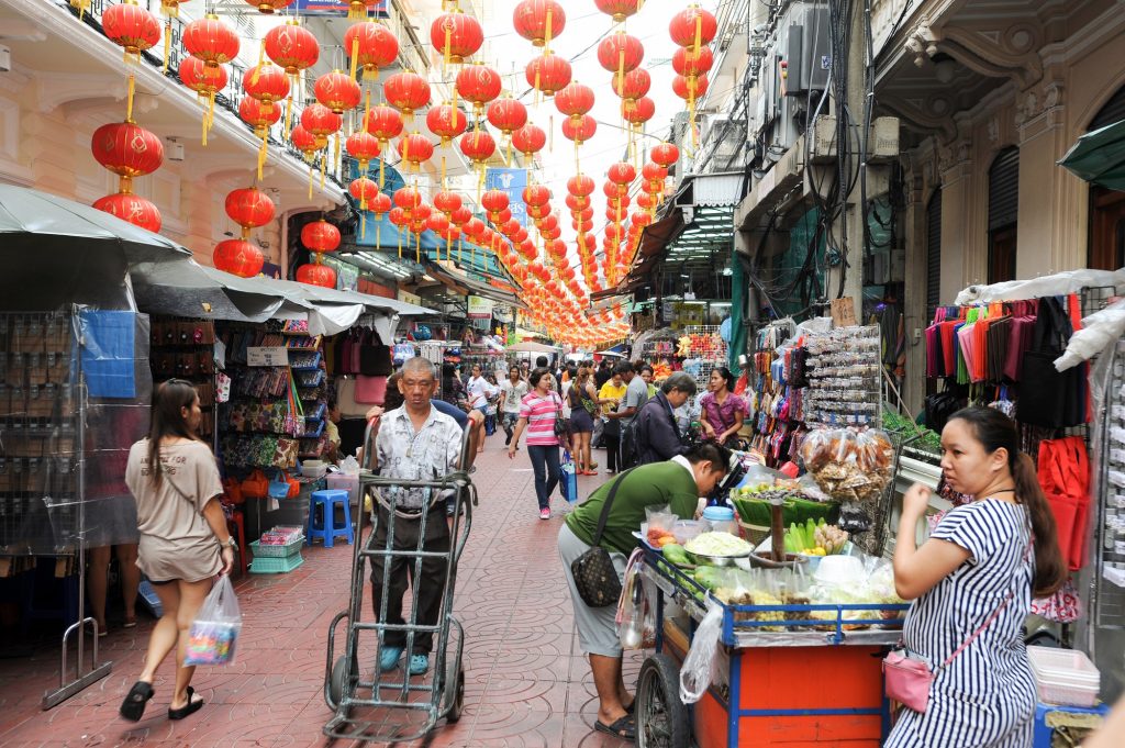 It's worth spending your one day in Bangkok at Sampeng Lane. 